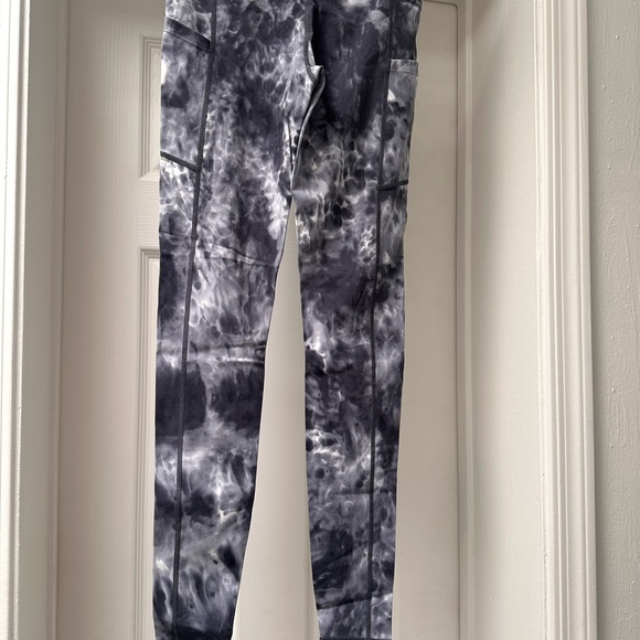 Zyia Storm Hendrix Leggings - Picture 3 of 3